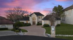 6 Dovedale Cove The Hills, TX 78738