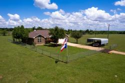 930 County Road 357 Gause, TX 77857