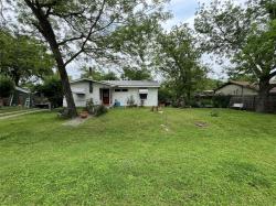 207 S 2Nd Street Thorndale, TX 76577