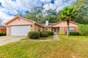 208 Myrtle Ct, Foley, AL 36535