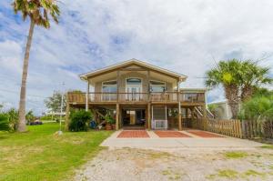 2402 Choctaw Road, Gulf Shores, AL 36542