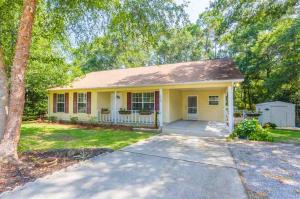 1756 S Spanish Cove Dr, Lillian, AL 36549