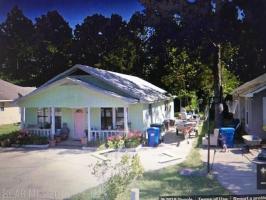 433 Palmetto Ct, Gulf Shores, AL 36542