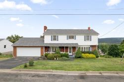 33 Crescent Drive Apalachin, NY 13732