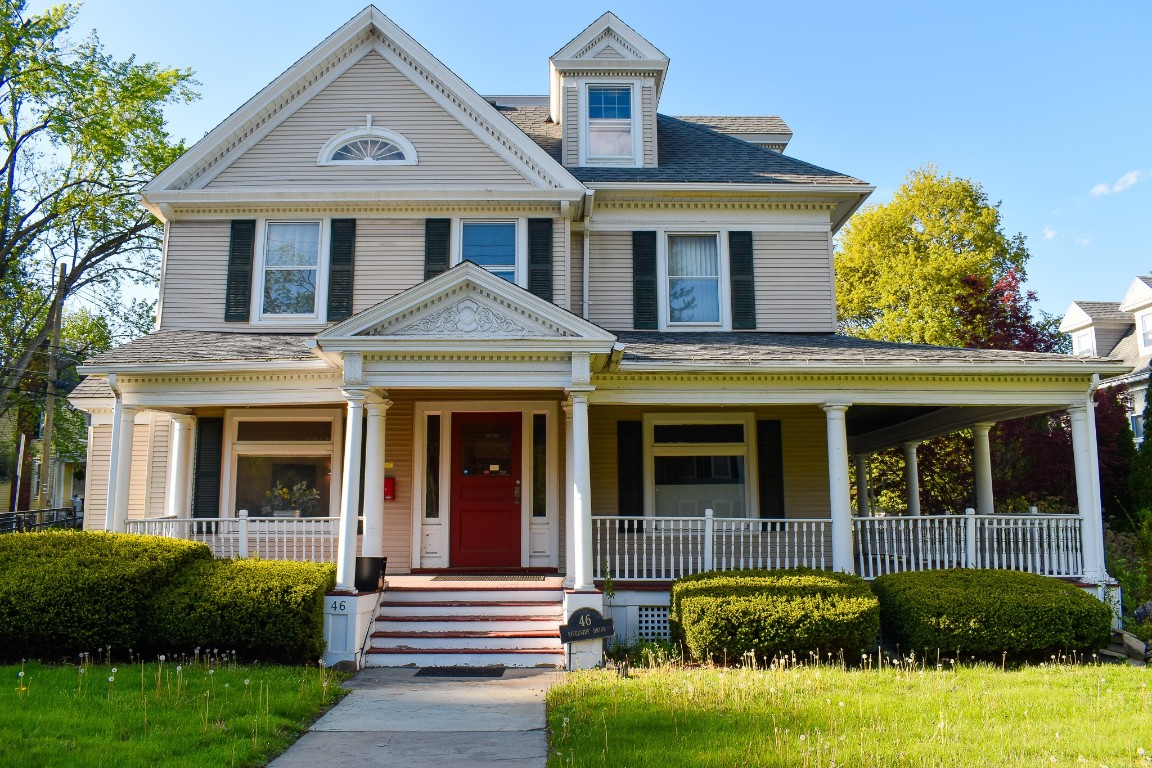 MLS 325466 46 Riverside Drive Binghamton, NY 13905