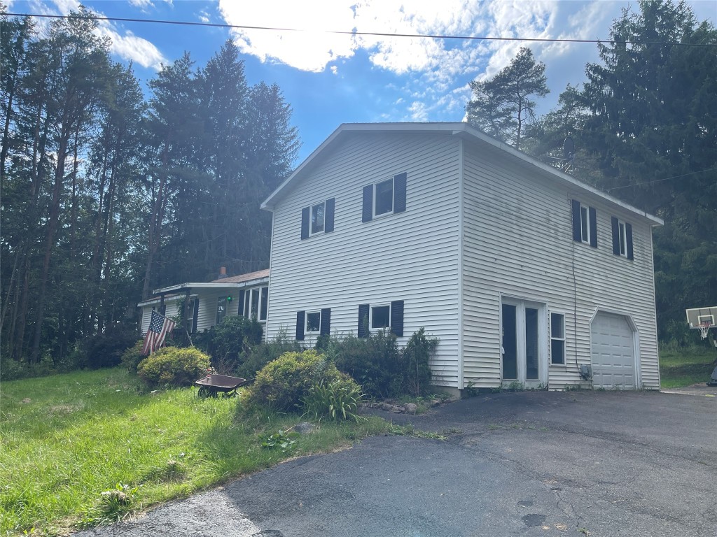 MLS 323196 969 Day Hollow Road Owego, NY 13827