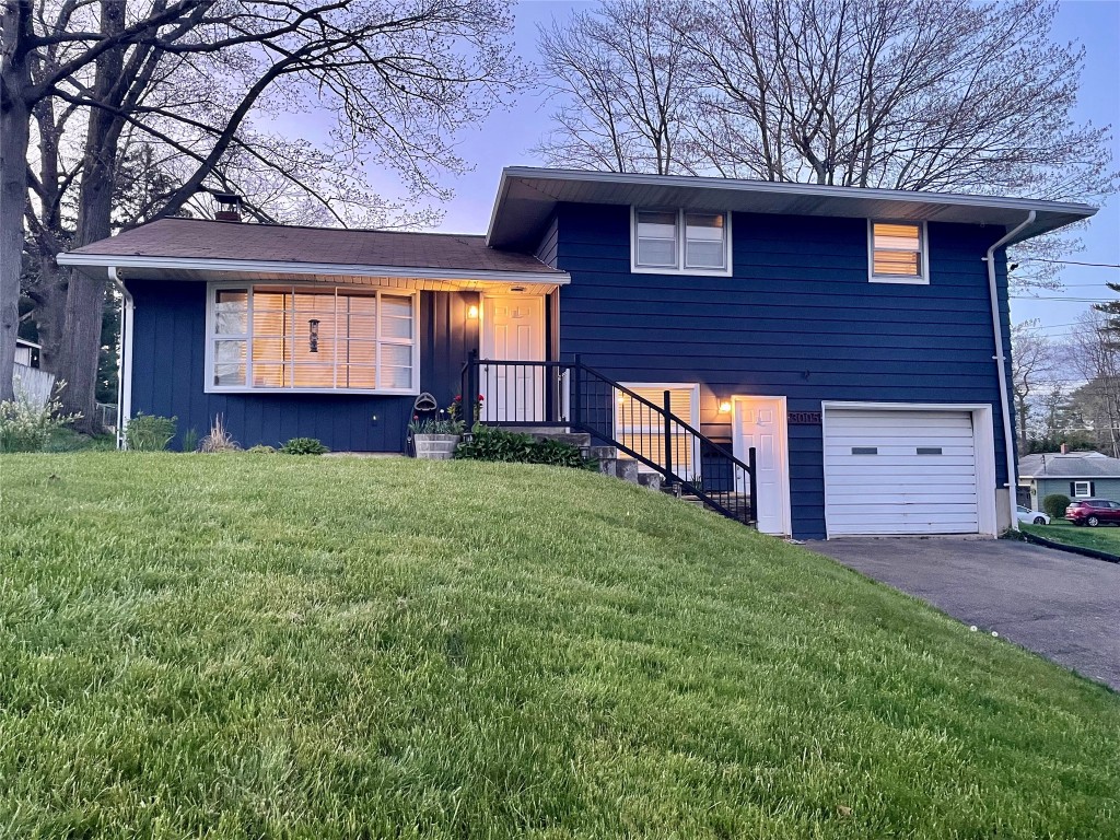 MLS 325436 3005 Smith Drive Endicott, NY 13760