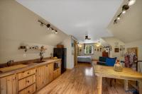 12299 Benchmark Rd Nemo, SD 57759-229