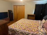 245 S 6th St Hot Springs, SD 57747