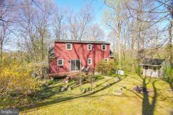 6192 Indian Creek Road Zionsville, PA 18092