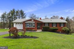 5 Orchard Place Sykesville, MD 21784