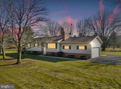 1509 Fawn Valley Drive Brodheadsville, PA 18322