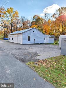 1399 Hilltop Road Myerstown, PA 17067
