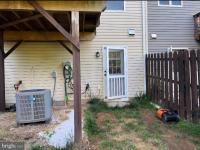 2437 Drake Lane Fredericksburg, VA 22408
