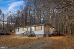 10904 Deerfield Drive Fredericksburg, VA 22407