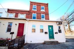 82 N Sycamore Avenue Clifton Heights, PA 19018