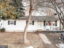 308 Hamilton Street Fredericksburg, VA 22408
