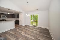 405 Cedar Ln Colonial Beach, VA 22443