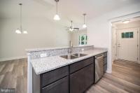405 Cedar Ln Colonial Beach, VA 22443