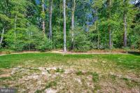 405 Cedar Ln Colonial Beach, VA 22443