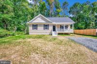 405 Cedar Ln Colonial Beach, VA 22443