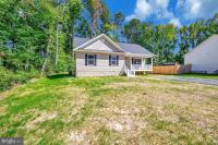 405 Cedar Ln Colonial Beach, VA 22443