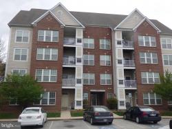 2805 Forest Run Drive 2-304 District Heights, MD 20747