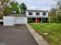 29 Willow Brook Road Freehold, NJ 07728