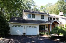 8 Heatherwood Court Medford, NJ 08055