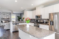 1106 Oakwood Street Fredericksburg, VA 22401