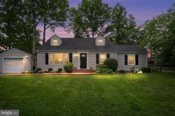 4 Huntington Drive Fredericksburg, VA 22405