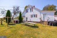 2294 Strasburg Road Front Royal, VA 22630