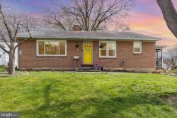 22 Maple Street Middletown, PA 17057