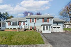 915 Hickory Avenue Middletown, PA 17057