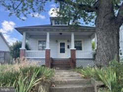 1327 Hanover Street Fredericksburg, VA 22401