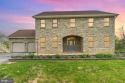 1320 Carriage House Road Middletown, PA 17057