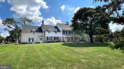 1048 Eagle Road Newtown, PA 18940