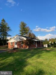 1401 Red Hill Road Elverson, PA 19520