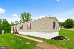 78 Country Terrace Ln Bloomsburg, PA 17815