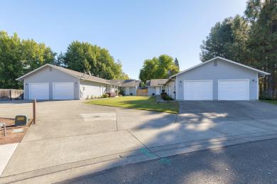 2921 Galaxy Way Grants Pass, OR 97527