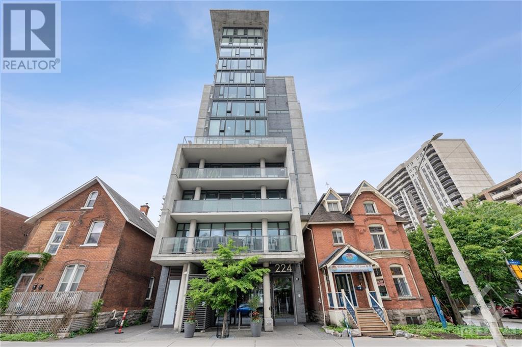 MLS 1393431 224 LYON STREET N UNIT808 Ottawa, ON K1R0C1