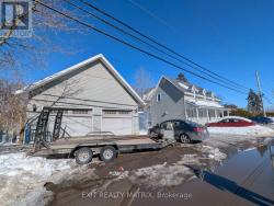 1429 MEADOW DRIVE Ottawa, ON K4P1B1