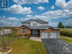 2104 TRAILWOOD DRIVE North Gower, ON K0A2T0