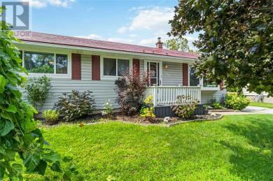 753 KEMBER AVENUE Sarnia, ON N7S2T3