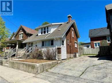 202 WHARNCLIFFE Road S London, ON N6K2L1
