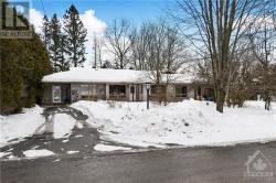 13 BAYVIEW CRESCENT Smiths Falls, ON K7A5B8