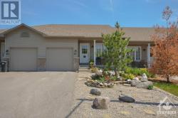 317 FINNER COURT Almonte, ON K0A1A0