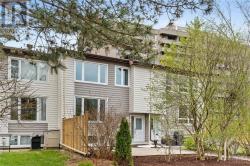 15 BANNER ROAD UNIT#H Nepean, ON K2H8T3
