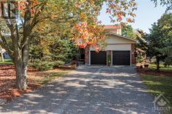 5529 COLONY HEIGHTS ROAD Manotick, ON K4M1A8