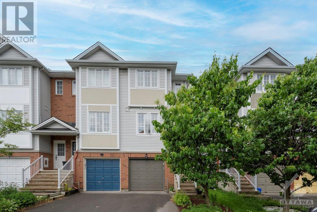 MLS 1387789 93 MANHATTAN CRESCENT Ottawa, ON K2C4B7